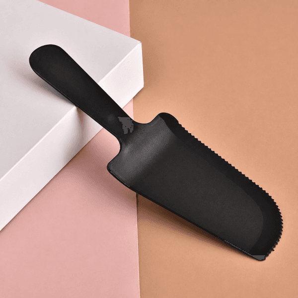 Cake Knife