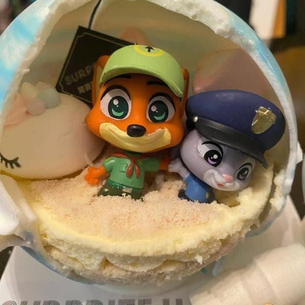 Zootopia Surprise Cake