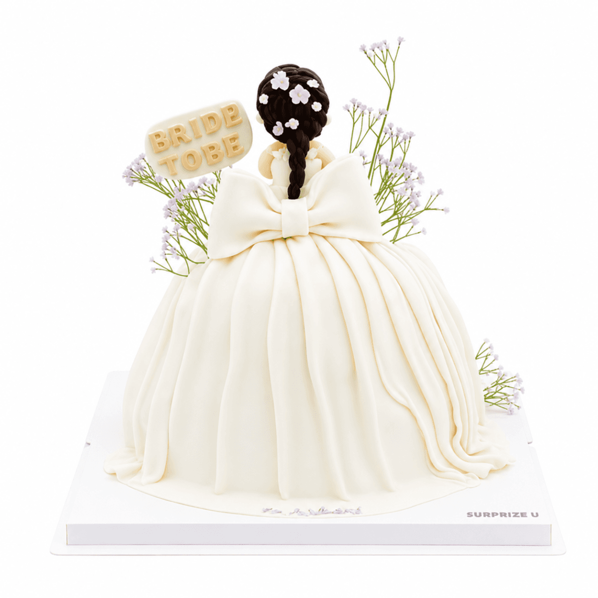 《Bride to Be》Floral Wedding Cake